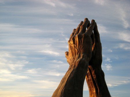 Prayer By Mulmatsherm (Flickr)
